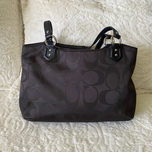 Coach Handbag - Picture 6 of 9